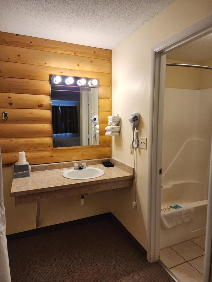 格兰特斯伯格汽车旅馆 Grantsburg 外观 照片